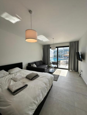 Pearl Island Studio Apartment fantastic view E-3